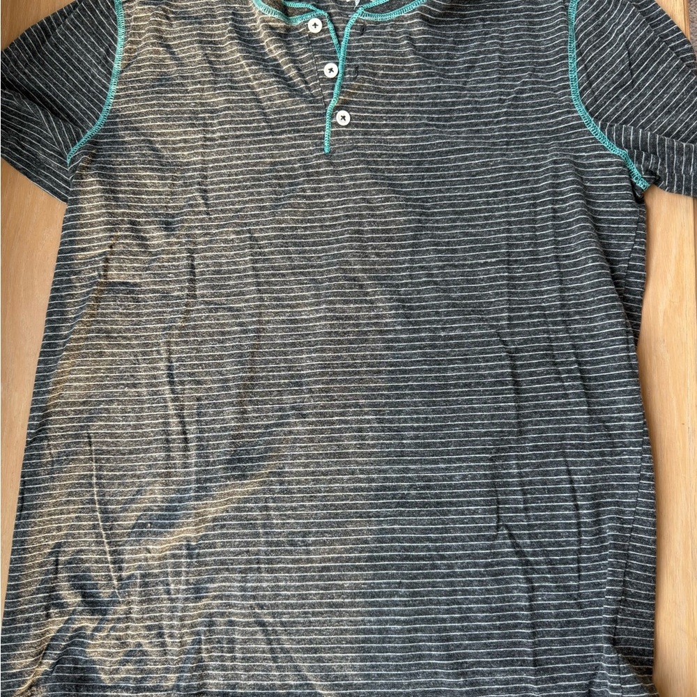 Men’s M Striped Gray and Teal Henley Shirt